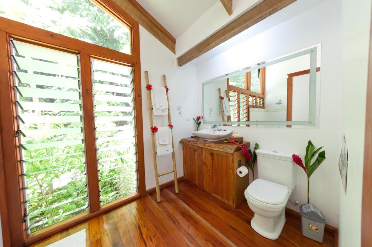 Matanivusi Beach Eco Resort Serua 외부 사진